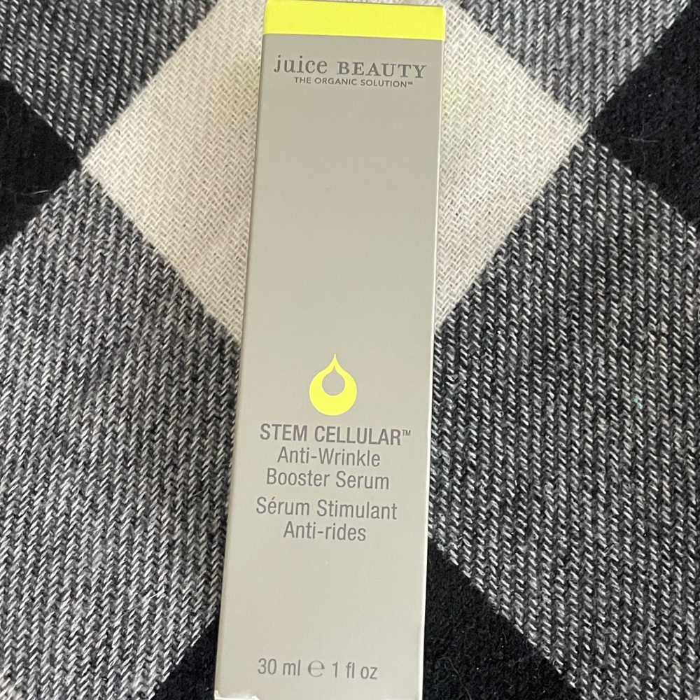Full Size STEM CELLULAR ANTI-WRINKLE BOOSTER SERUM
1 oz.